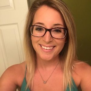 Meet your Posher, Tine